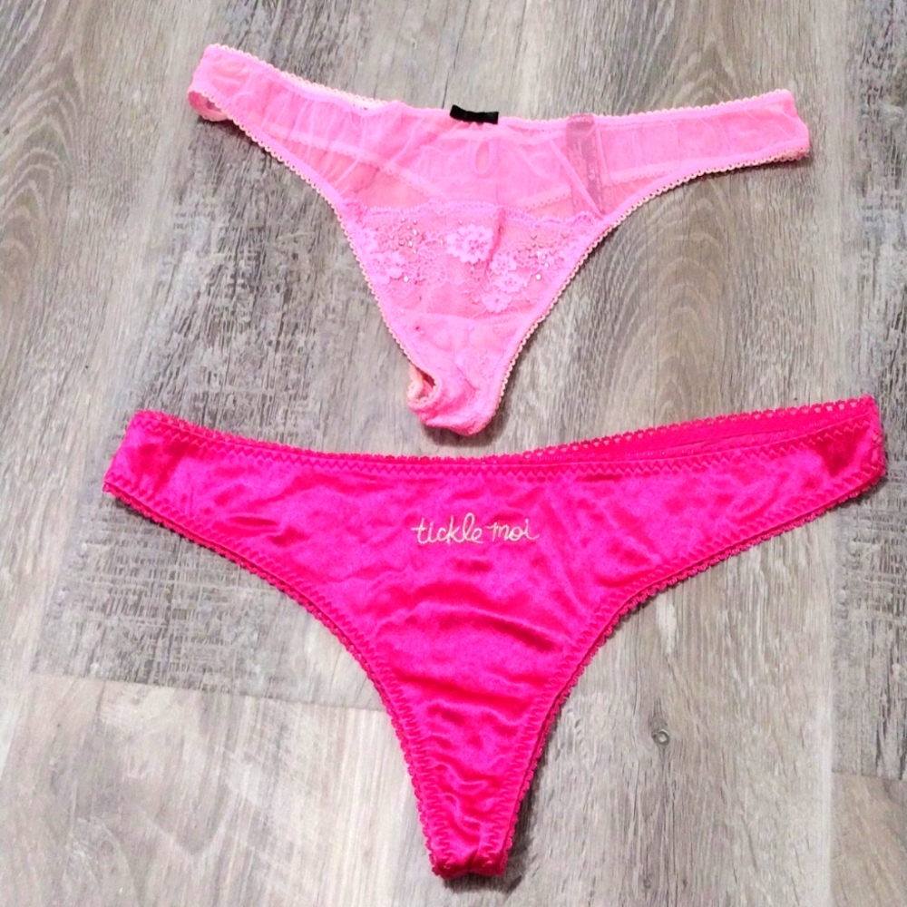 Victoria's Secret Set of 2 Sexy Little Things Size Large Panties